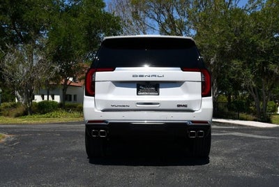 2025 GMC Yukon 4WD 4 Door Denali W/Sun & Power Step Package