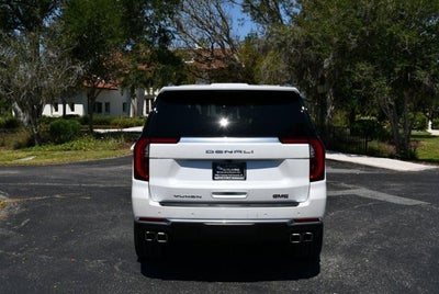 2025 GMC Yukon 4WD 4 Door Denali W/Sun & Power Step Package