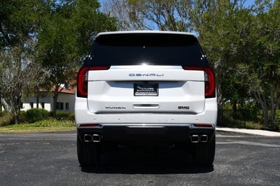 2025 GMC Yukon 4WD 4 Door Denali W/Sun & Power Step Package