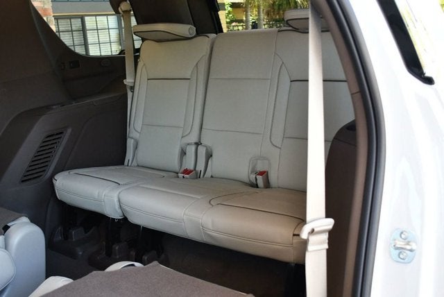 2025 GMC Yukon 4WD 4 Door Denali W/Sun & Power Step Package