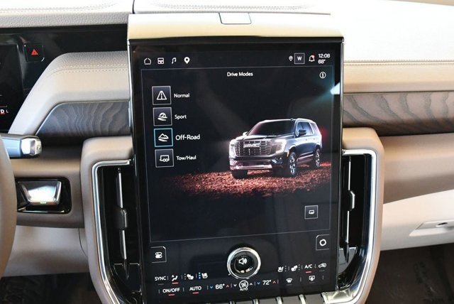 2025 GMC Yukon 4WD 4 Door Denali W/Sun & Power Step Package