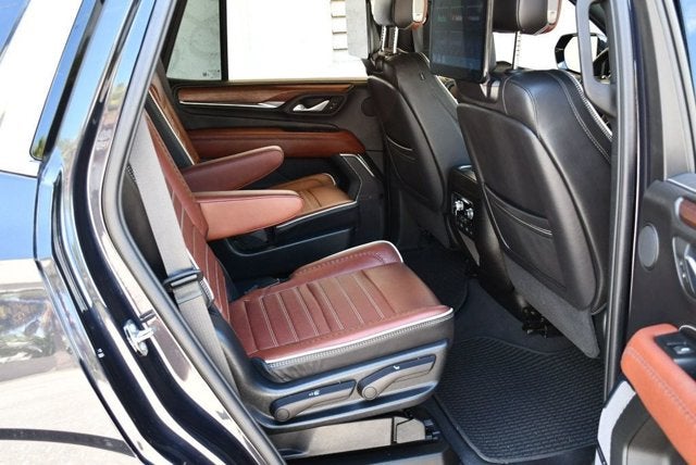 2023 GMC Yukon Denali Ultimate 4WD 4 Door SUV W/Super Cruise