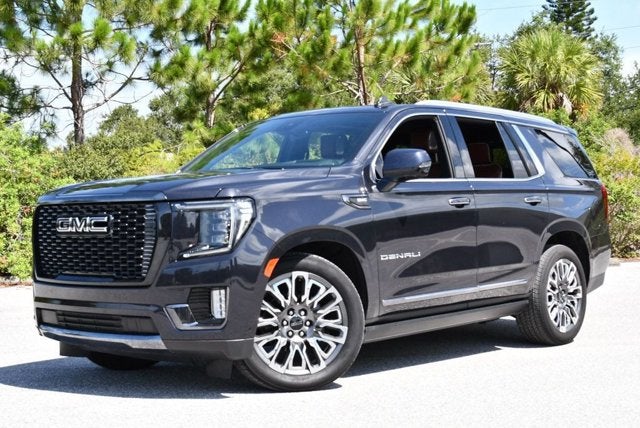 2023 GMC Yukon Denali Ultimate 4WD 4 Door SUV W/Super Cruise