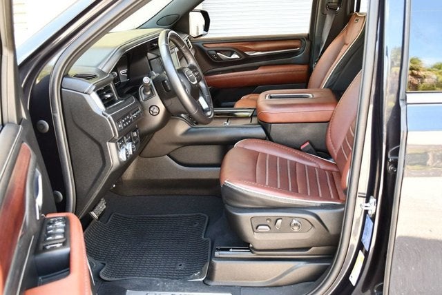 2023 GMC Yukon Denali Ultimate 4WD 4 Door SUV W/Super Cruise