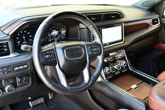 2023 GMC Yukon Denali Ultimate 4WD 4 Door SUV W/Super Cruise