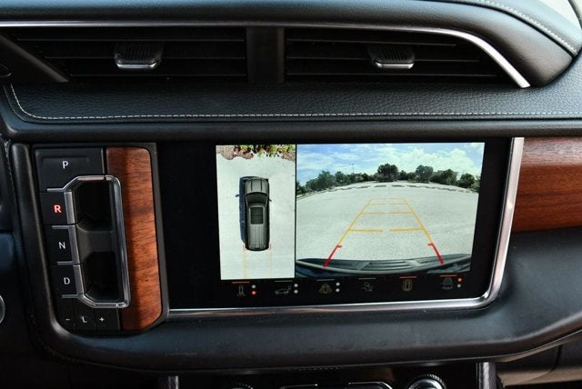 2023 GMC Yukon Denali Ultimate 4WD 4 Door SUV W/Super Cruise