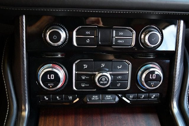 2023 GMC Yukon Denali Ultimate 4WD 4 Door SUV W/Super Cruise