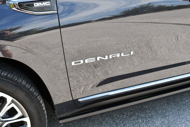 2023 GMC Yukon Denali Ultimate 4WD 4 Door SUV W/Super Cruise