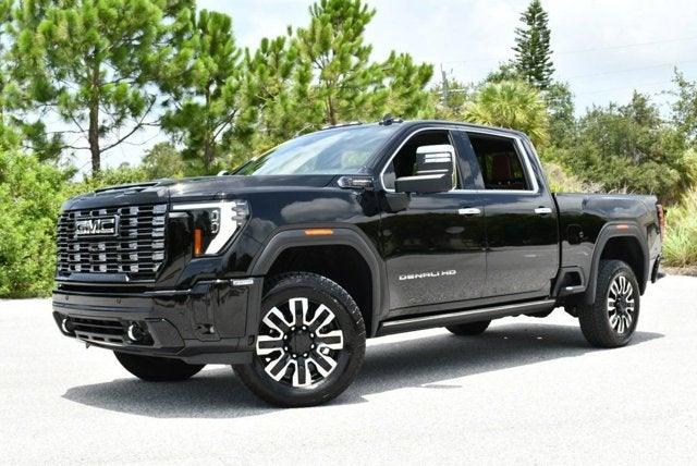 2026 GMC Sierra 2500HD 4WD Crew Cab Denali Ultimate W/Max Trailering Package