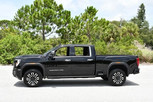 2026 GMC Sierra 2500HD 4WD Crew Cab Denali Ultimate W/Max Trailering Package