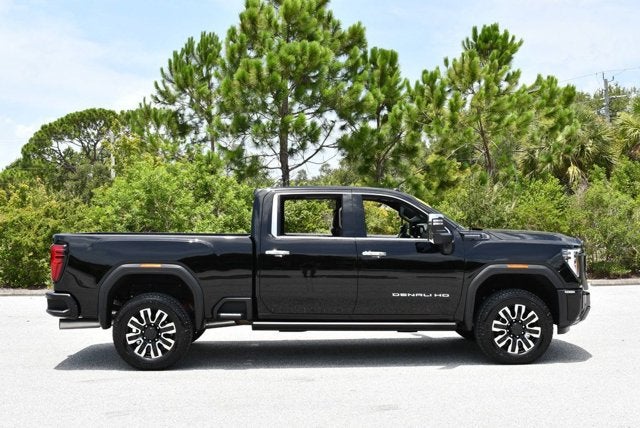2026 GMC Sierra 2500HD 4WD Crew Cab Denali Ultimate W/Max Trailering Package