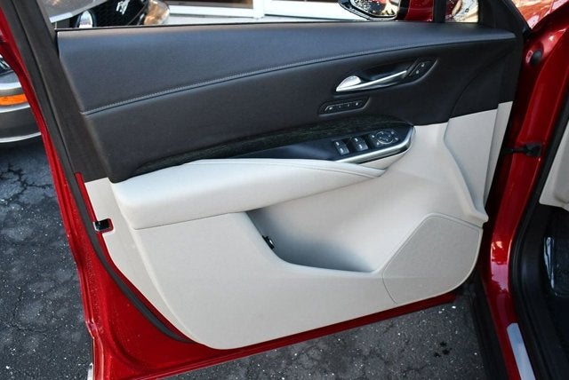 2021 Cadillac XT4 FWD 4 Door Premium Luxury SUV W/Driver Awareness Package