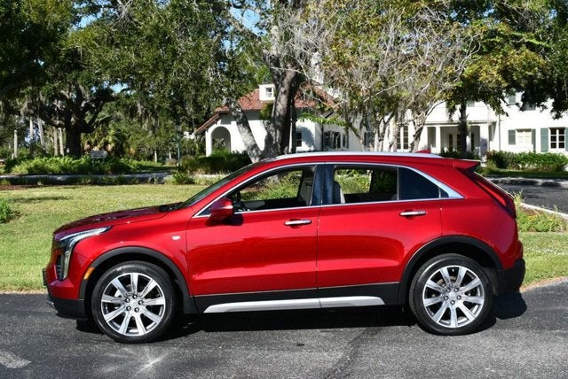 2021 Cadillac XT4 FWD 4 Door Premium Luxury SUV W/Driver Awareness Package