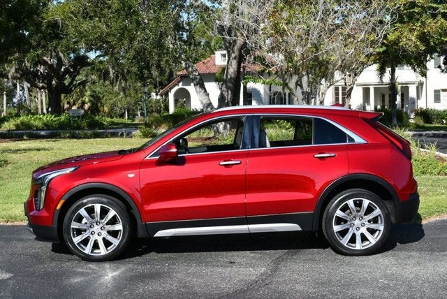 2021 Cadillac XT4 FWD 4 Door Premium Luxury SUV W/Driver Awareness Package