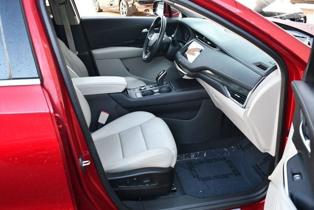 2021 Cadillac XT4 FWD 4 Door Premium Luxury SUV W/Driver Awareness Package