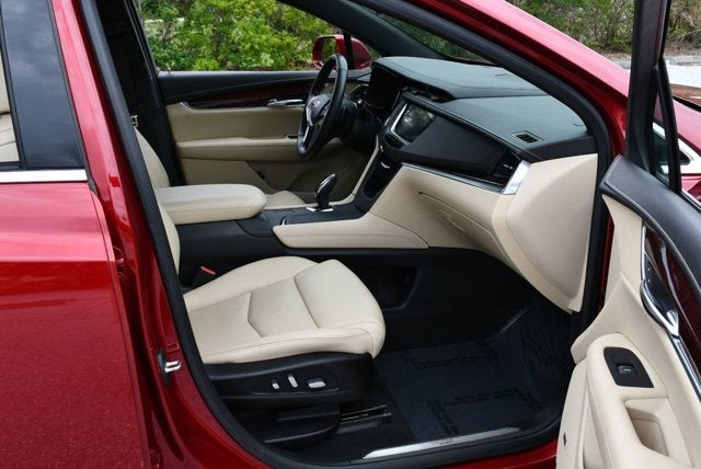2019 Cadillac XT5 Luxury FWD
