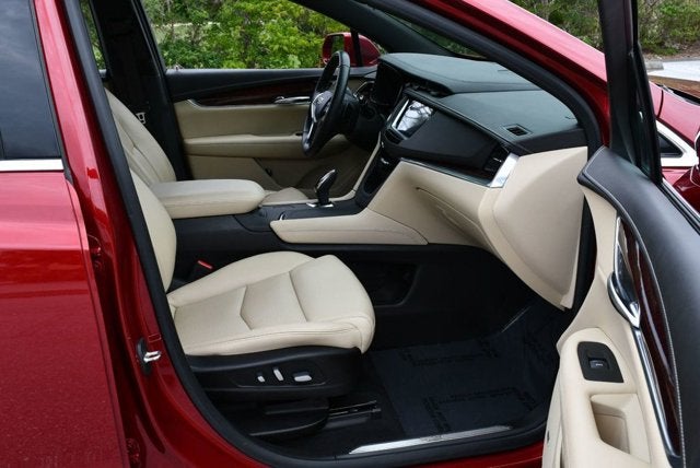 2019 Cadillac XT5 Luxury FWD