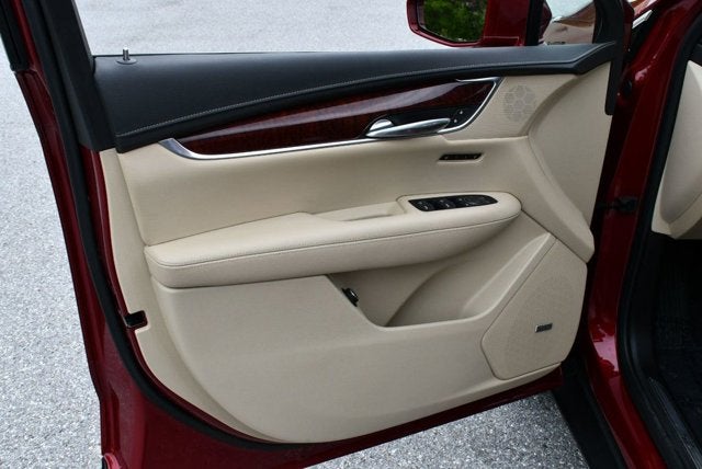 2019 Cadillac XT5 Luxury FWD