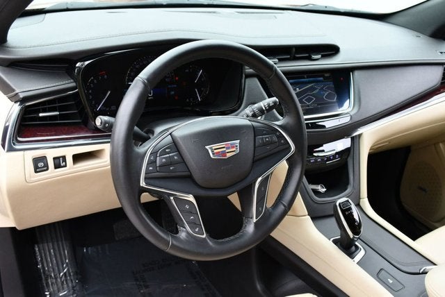 2019 Cadillac XT5 Luxury FWD