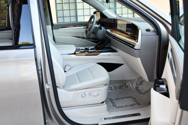 2025 Cadillac Escalade 4WD 4 Door Sport Platinum SUV W/Onyx Package