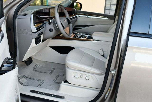 2025 Cadillac Escalade 4WD 4 Door Sport Platinum SUV W/Onyx Package