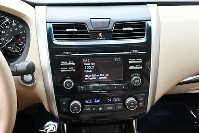 2015 Nissan Altima SL 2.5 I4 Sedan W/Moonroof Package