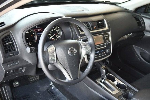 2016 Nissan Altima 4 Door Sedan I4 2.5 SL W/Moonroof Package & 11K Miles