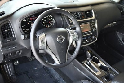 2016 Nissan Altima 4 Door Sedan I4 2.5 SL W/Moonroof Package & 11K Miles