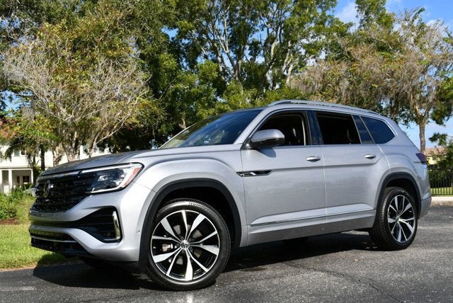 2025 Volkswagen Atlas 2.0T SEL Premium R-Line 4MOTION W/Navigation
