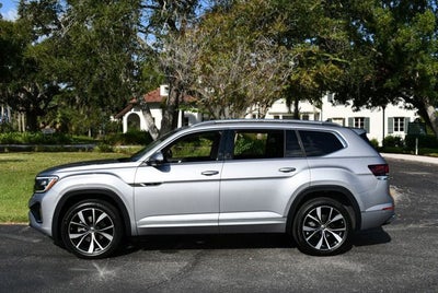 2025 Volkswagen Atlas 2.0T SEL Premium R-Line 4MOTION W/Navigation