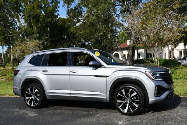 2025 Volkswagen Atlas 2.0T SEL Premium R-Line 4MOTION W/Navigation