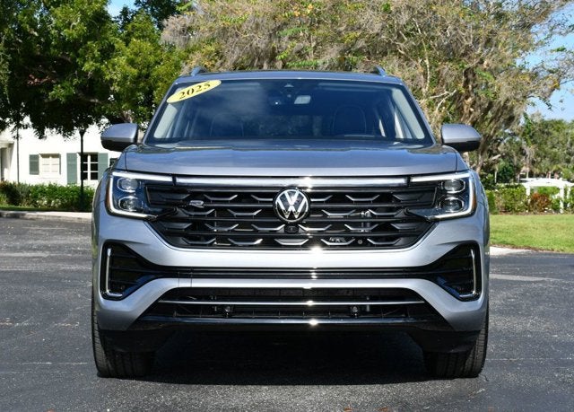 2025 Volkswagen Atlas 2.0T SEL Premium R-Line 4MOTION W/Navigation