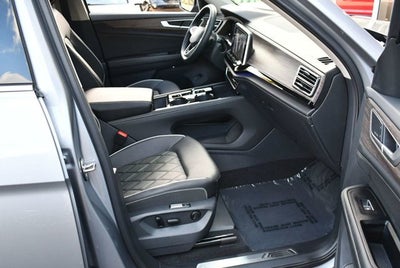 2025 Volkswagen Atlas 2.0T SEL Premium R-Line 4MOTION W/Navigation