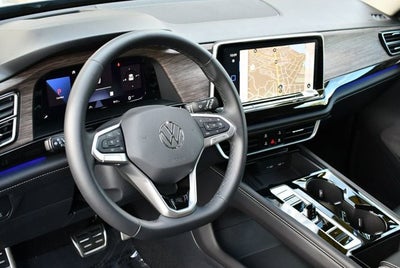 2025 Volkswagen Atlas 2.0T SEL Premium R-Line 4MOTION W/Navigation