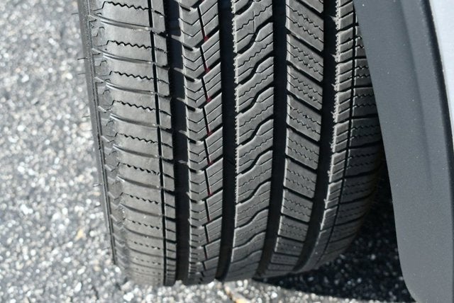 2025 Volkswagen Atlas 2.0T SEL Premium R-Line 4MOTION W/Navigation