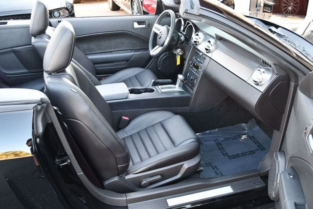 2007 Ford Mustang GT Deluxe 2 Door Convertible