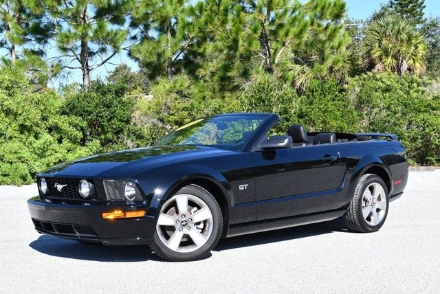 2007 Ford Mustang GT Deluxe 2 Door Convertible