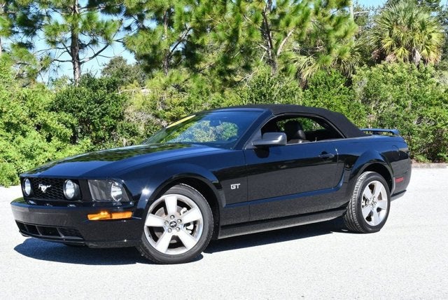 2007 Ford Mustang GT Deluxe 2 Door Convertible