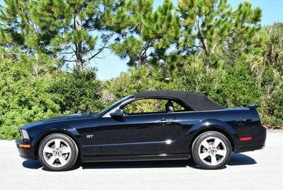 2007 Ford Mustang GT Deluxe 2 Door Convertible