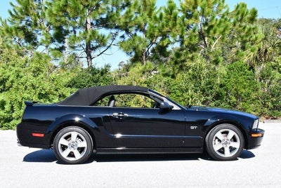 2007 Ford Mustang GT Deluxe 2 Door Convertible