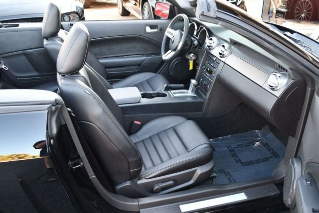 2007 Ford Mustang GT Deluxe 2 Door Convertible