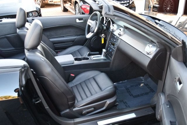 2007 Ford Mustang GT Deluxe 2 Door Convertible