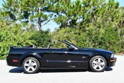2007 Ford Mustang GT Deluxe 2 Door Convertible