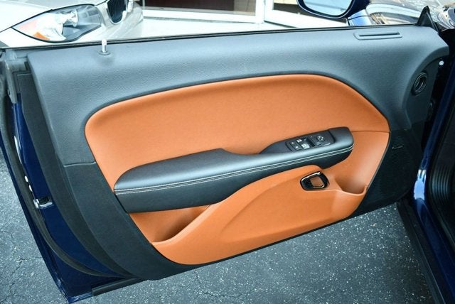 2017 Dodge Challenger SRT Hellcat Coupe W/SRT Hemi Package 26R/Contusion Blue