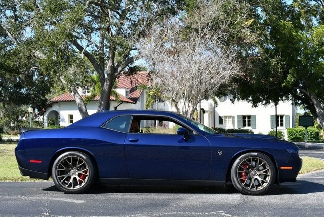 2017 Dodge Challenger SRT Hellcat Coupe W/SRT Hemi Package 26R/Contusion Blue