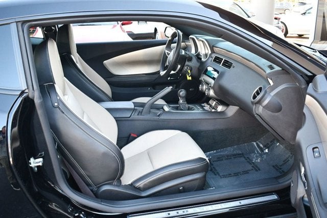 2010 Chevrolet Camaro 2 Door Coupe 2SS W/RS Package & 3K Miles