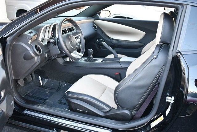 2010 Chevrolet Camaro 2 Door Coupe 2SS W/RS Package & 3K Miles