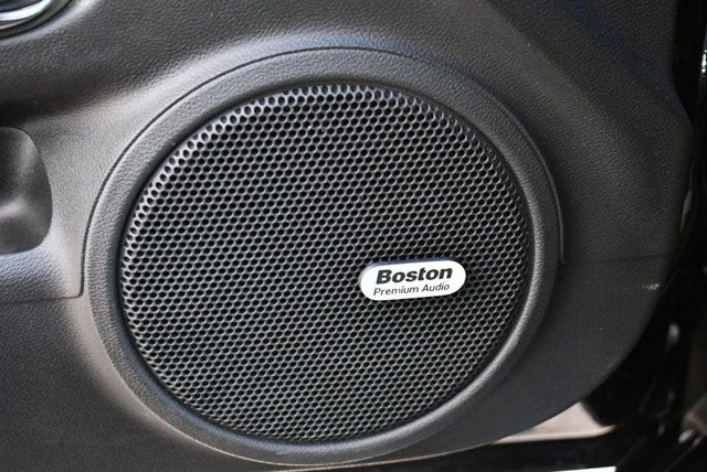 2010 Chevrolet Camaro 2 Door Coupe 2SS W/RS Package & 3K Miles