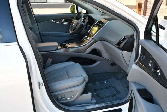 2019 Lincoln Nautilus Reserve FWD SUV W/Technology Package