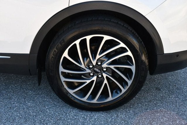 2019 Lincoln Nautilus Reserve FWD SUV W/Technology Package